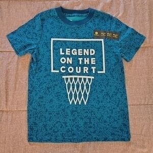 NWT Legend on the Court T-shirt